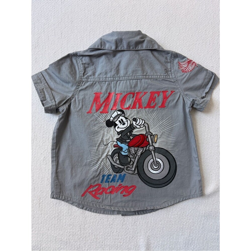 Disney Gray Short-Sleeve Button-Down Shirt Patches cars moto Mickey baby